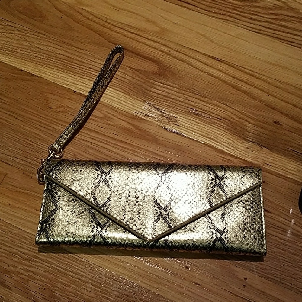 Marc Jacobs gold animal print wristlet - Picture 1 of 8
